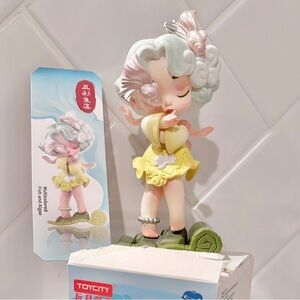 Laura Mystical Book Blind Box-Multicolored Fish & Algae